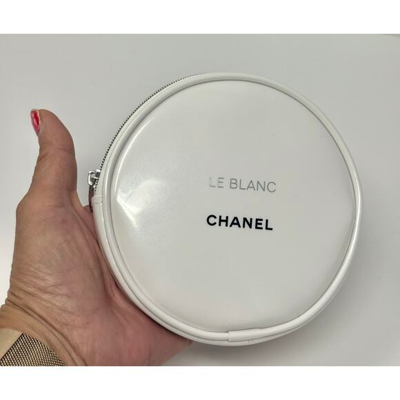 Le Blanc Round White Mini Bag With Chain Limited Edition Box vip - Picture 2 of 5